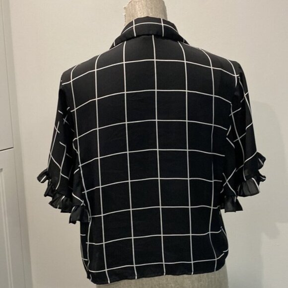 Black White Plaid Button Down Ruffle Sleeve Blouse SZ Medium - Picture 8 of 14